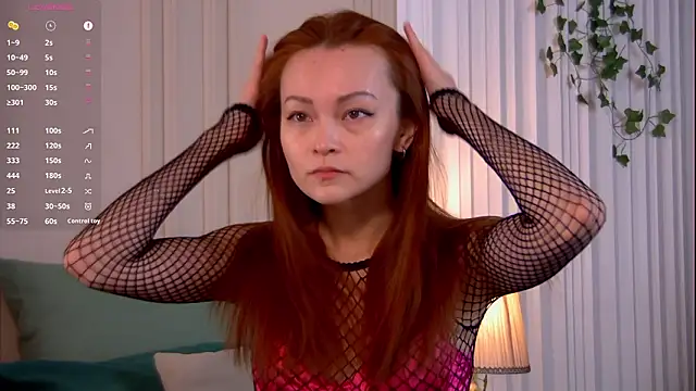 SadieSink  online show from 03/28/26, 07:19