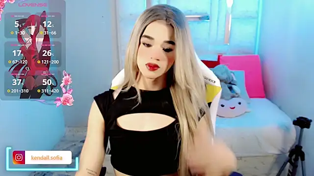 Snapshot of Sophiaa_doll_ chatting on 03/26/26, 03:34 Sophiaa doll online show from 03/26/26, 03:34