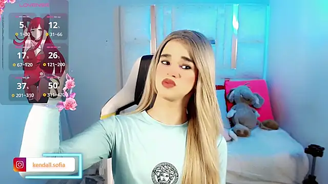 Snapshot of Sophiaa_doll_ chatting on 03/27/26, 03:01 Sophiaa doll online show from 03/27/26, 03:01