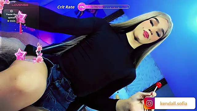 Snapshot of Sophiaa_doll_ chatting on 07/10/26, 04:17 Sophiaa doll online show from 07/10/26, 04:17
