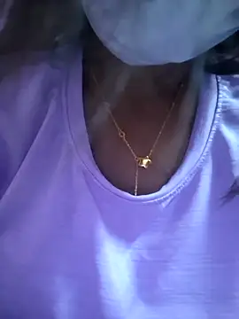 Snapshot of mithratamil chatting on 03/22/26, 03:48 mithratamil online show from 03/22/26, 03:48