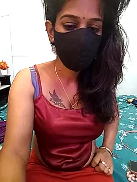 Snapshot of Tinaa_baby chatting on 04/02/26, 02:53 Tinaa baby online show from 04/02/26, 02:53