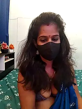 Snapshot of Tinaa_baby chatting on 04/03/26, 06:33 Tinaa baby online show from 04/03/26, 06:33