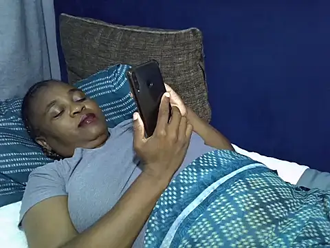 Talia82 online show from 04/06/26, 04:52