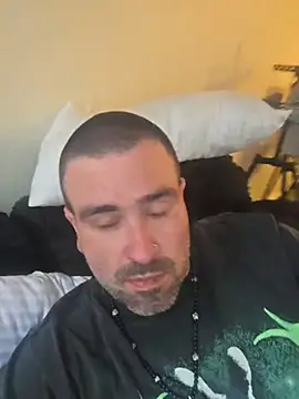 Biggbaddwulf7 online show from 04/08/26, 01:27