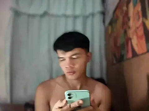 Snapshot of petiteasianxxx chatting on 03/09/26, 10:52 petiteasianxxx online show from 03/09/26, 10:52