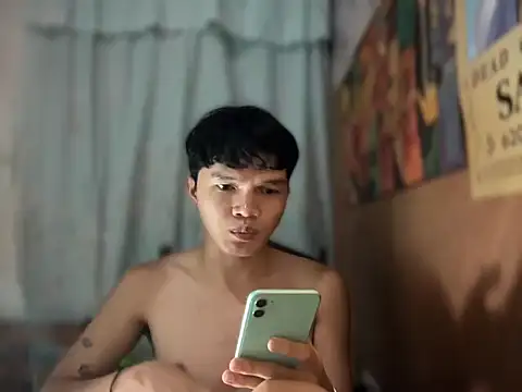 Snapshot of petiteasianxxx chatting on 04/10/26, 05:06 petiteasianxxx online show from 04/10/26, 05:06