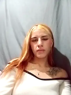 Snapshot of scarlett_leex_ chatting on 03/15/26, 03:12 scarlett leex online show from 03/15/26, 03:12