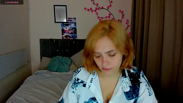 DellaRows online show from 07/09/26, 05:22