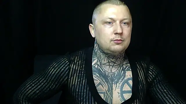 Snapshot of devilWithTats chatting on 03/15/26, 08:42 devilWithTats online show from 03/15/26, 08:42