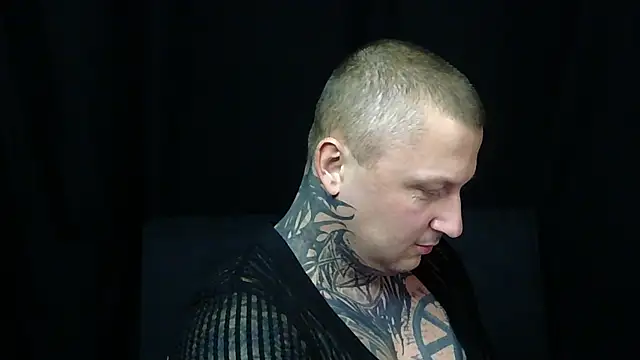 Snapshot of devilWithTats chatting on 03/20/26, 11:15 devilWithTats online show from 03/20/26, 11:15