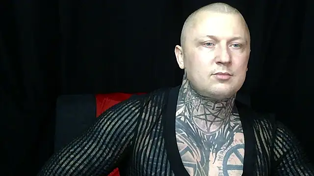 Snapshot of devilWithTats chatting on 03/24/26, 11:26 devilWithTats online show from 03/24/26, 11:26