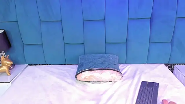 reze chaw online show from 03/27/26, 01:22