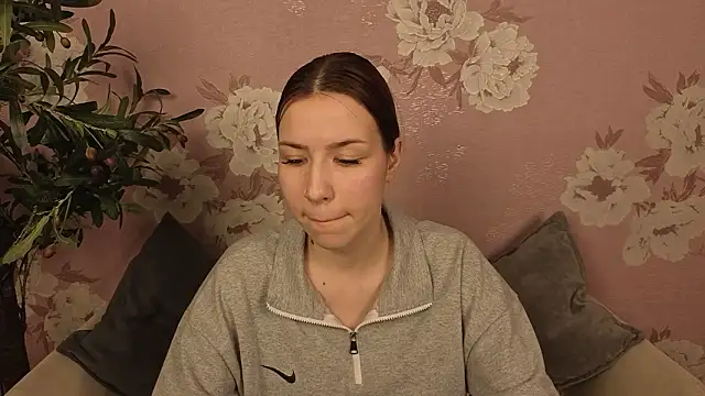 AleshiaFontes online show from 03/03/26, 11:49