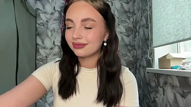 Snapshot of Ammy_qte chatting on 04/23/26, 08:02 Ammy qte online show from 04/23/26, 08:02