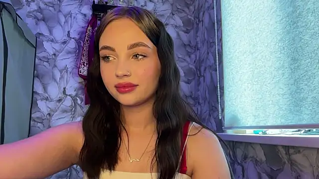 Snapshot of Ammy_qte chatting on 04/24/26, 08:06 Ammy qte online show from 04/24/26, 08:06