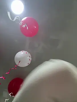 Snapshot of __Nahomy chatting on 03/05/26, 11:28 Nahomy online show from 03/05/26, 11:28