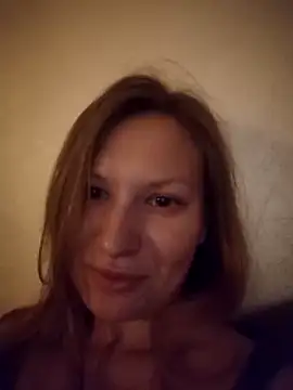 August Shine online show from 03/25/26, 08:04