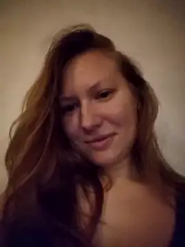 August Shine online show from 03/31/26, 06:41