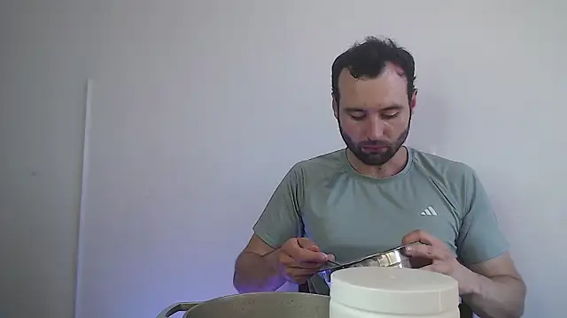 Snapshot of CarterHott chatting on 04/28/26, 08:03 CarterHott online show from 04/28/26, 08:03