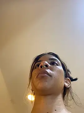 VioletaHills  online show from 04/15/26, 01:07