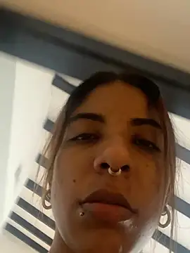 Snapshot of VioletaHills_ chatting on 05/12/26, 12:35 VioletaHills online show from 05/12/26, 12:35