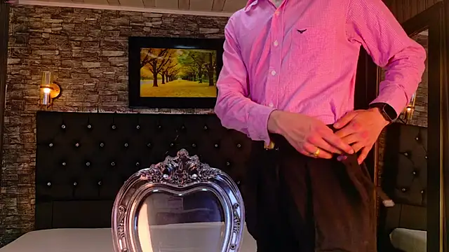 Snapshot of _Santi2 chatting on 03/07/26, 07:55 Santi2 online show from 03/07/26, 07:55