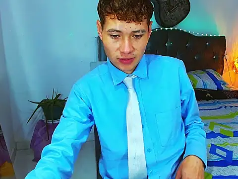 Snapshot of _Santi2 chatting on 03/23/26, 12:58 Santi2 online show from 03/23/26, 12:58