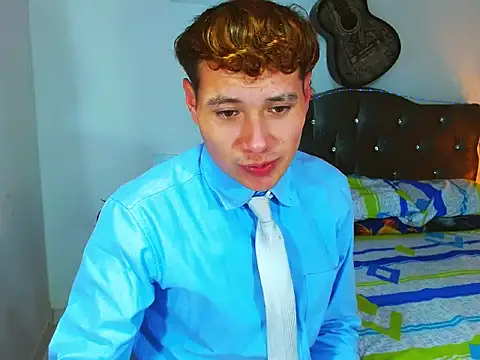 Snapshot of _Santi2 chatting on 03/27/26, 08:26 Santi2 online show from 03/27/26, 08:26