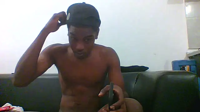 Snapshot of charles_king chatting on 06/20/26, 07:49 charles king online show from 06/20/26, 07:49