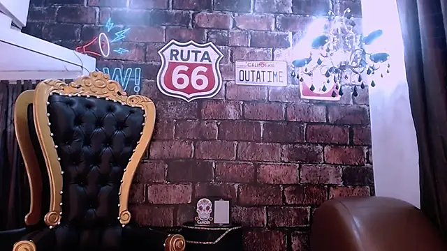 Snapshot of SolAvelary chatting on 03/31/26, 12:16 SolAvelary online show from 03/31/26, 12:16