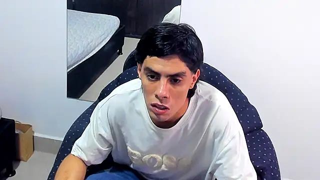 Snapshot of Daniel_Rochax chatting on 03/05/26, 12:12 Daniel Rochax online show from 03/05/26, 12:12