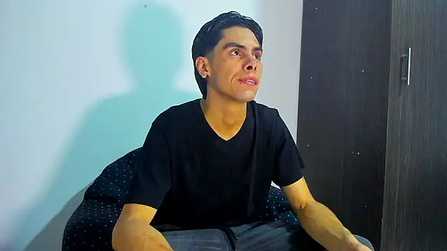 Snapshot of Daniel_Rochax chatting on 03/17/26, 12:08 Daniel Rochax online show from 03/17/26, 12:08