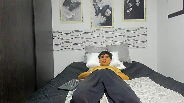 Snapshot of Daniel_Rochax chatting on 03/18/26, 12:30 Daniel Rochax online show from 03/18/26, 12:30