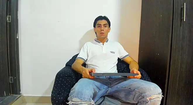 Snapshot of Daniel_Rochax chatting on 04/16/26, 12:06 Daniel Rochax online show from 04/16/26, 12:06