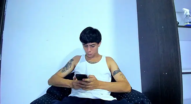 Snapshot of Daniel_Rochax chatting on 04/20/26, 12:08 Daniel Rochax online show from 04/20/26, 12:08