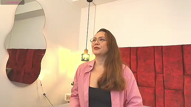 Snapshot of _Monaliza_ chatting on 07/18/26, 12:20 Monaliza online show from 07/18/26, 12:20