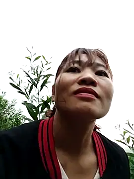 Snapshot of Lilinn_ chatting on 03/01/26, 11:51 Lilinn online show from 03/01/26, 11:51