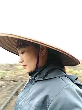 Lilinn  online show from 03/06/26, 12:18