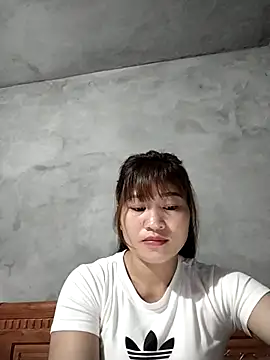 Lilinn  online show from 03/24/26, 10:48