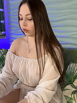 Snapshot of _CarlaDoll chatting on 04/19/26, 06:24 CarlaDoll online show from 04/19/26, 06:24