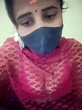 Snapshot of Tamil_Rani- chatting on 03/18/26, 07:55 Tamil Rani- online show from 03/18/26, 07:55