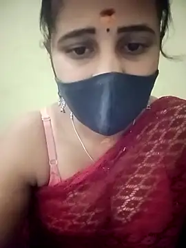 Snapshot of Tamil_Rani- chatting on 04/22/26, 09:38 Tamil Rani- online show from 04/22/26, 09:38