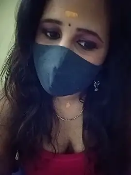 Snapshot of Tamil_Rani- chatting on 05/21/26, 08:16 Tamil Rani- online show from 05/21/26, 08:16