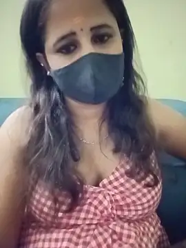 Snapshot of Tamil_Rani- chatting on 05/28/26, 07:00 Tamil Rani- online show from 05/28/26, 07:00