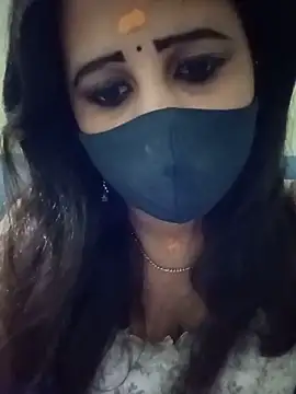Snapshot of Tamil_Rani- chatting on 06/02/26, 08:44 Tamil Rani- online show from 06/02/26, 08:44