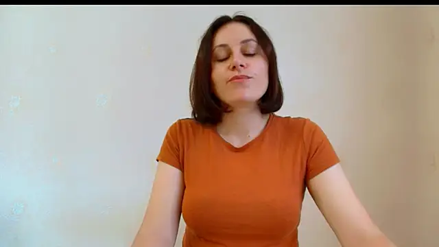Snapshot of Inessa_beauty chatting on 06/20/26, 06:38 Inessa beauty online show from 06/20/26, 06:38