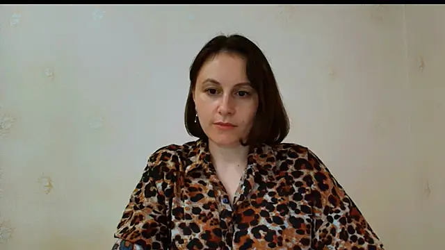 Snapshot of Inessa_beauty chatting on 07/25/26, 05:43 Inessa beauty online show from 07/25/26, 05:43