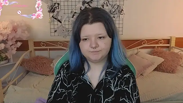 Snapshot of Lunaar_ chatting on 04/27/26, 06:00 Lunaar online show from 04/27/26, 06:00