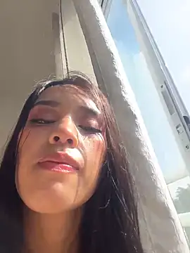 Snapshot of Mia-villalobos chatting on 03/26/26, 02:00 Mia-villalobos online show from 03/26/26, 02:00